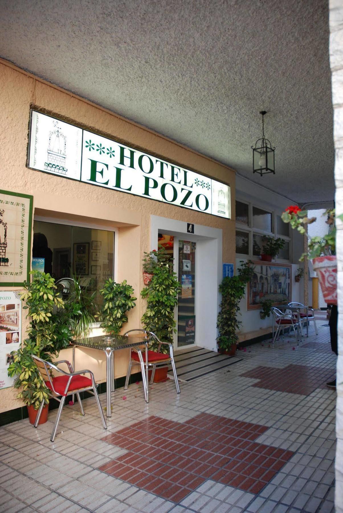 Hotel El Pozo Torremolinos Exterior foto